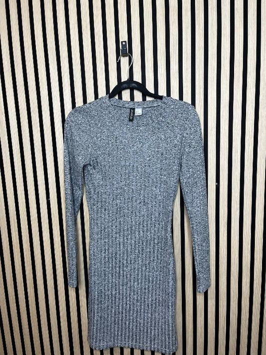 H&M síðerma kjóll grár