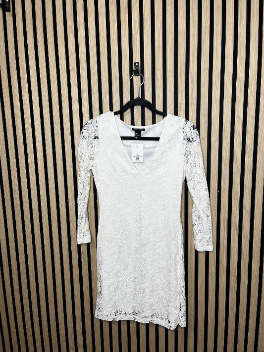H&M blúndu kjóll hvítur
