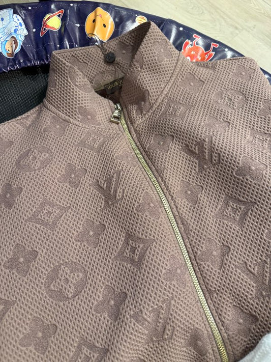 LV jakki