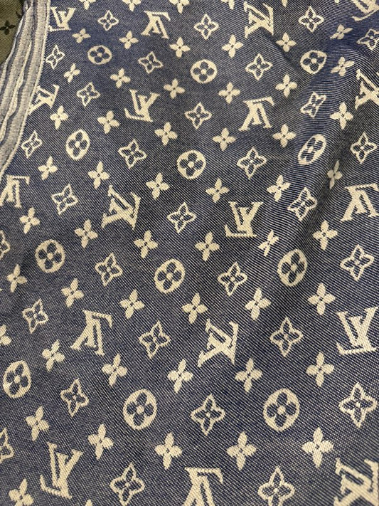 LV scarf bl