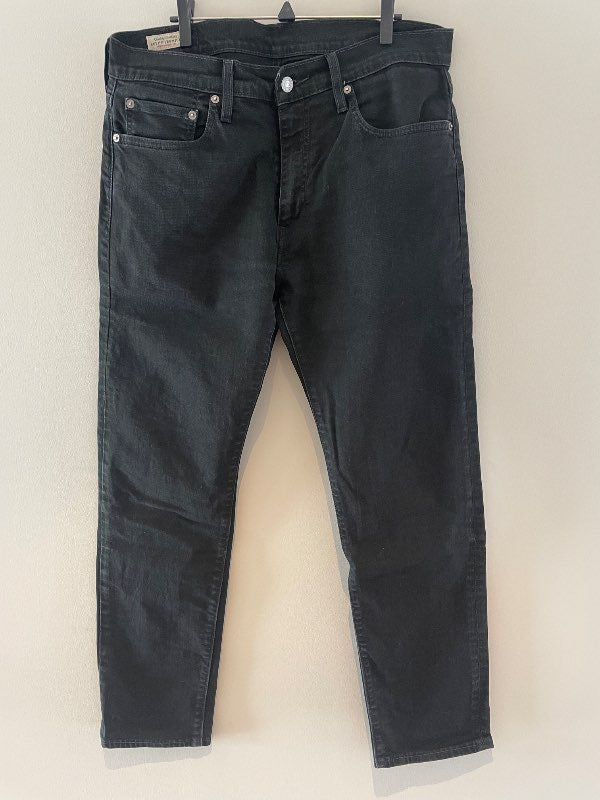 LEVI’S 502