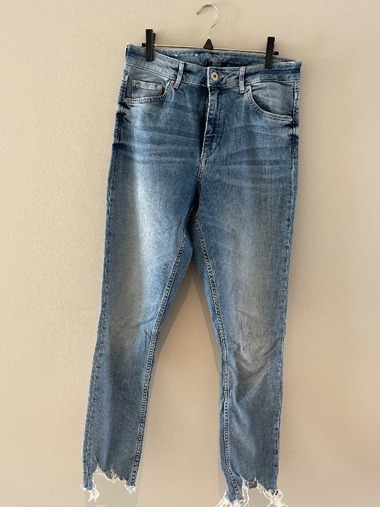 & DENIM