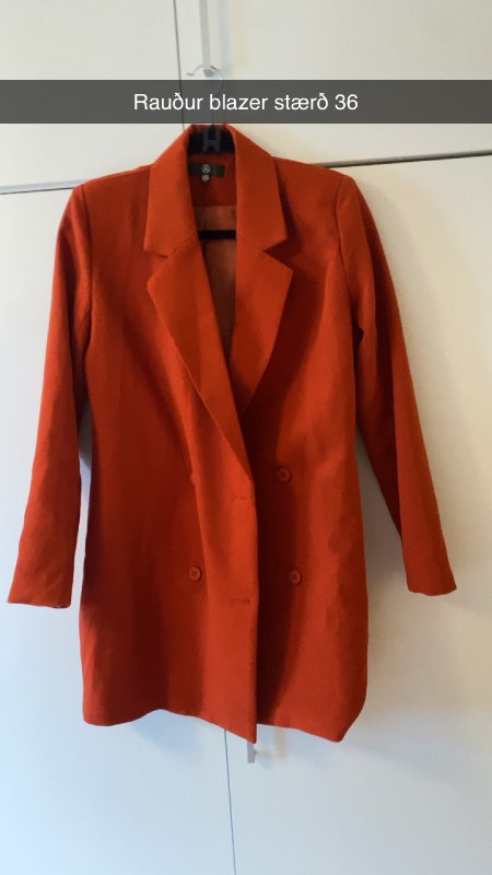 Rauður blazer