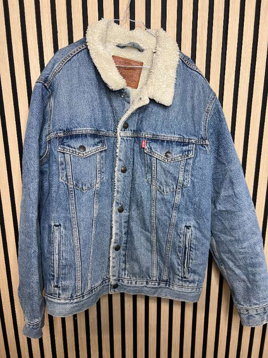 Levis gallajakki