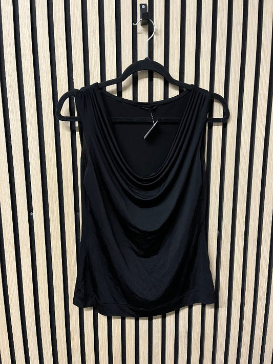 svartur fleygður toppur h&m 244