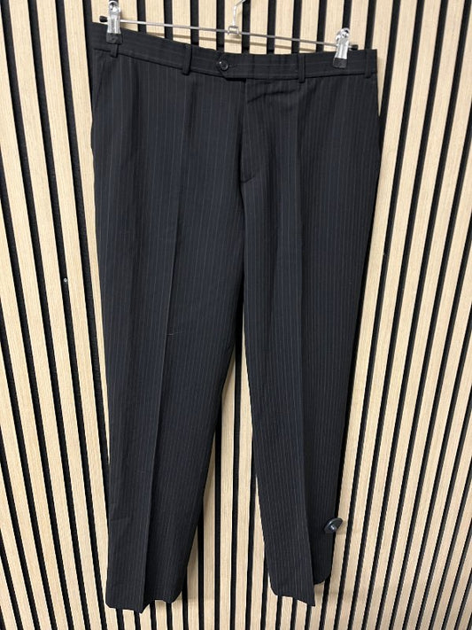 svartar pinstripe suit buxur TK