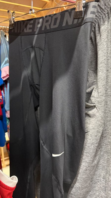 Nike buxur