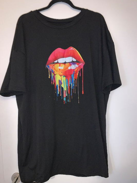 Svartur langur stuttermabolur