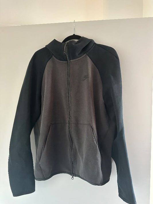 Nike techfleece grá og svört