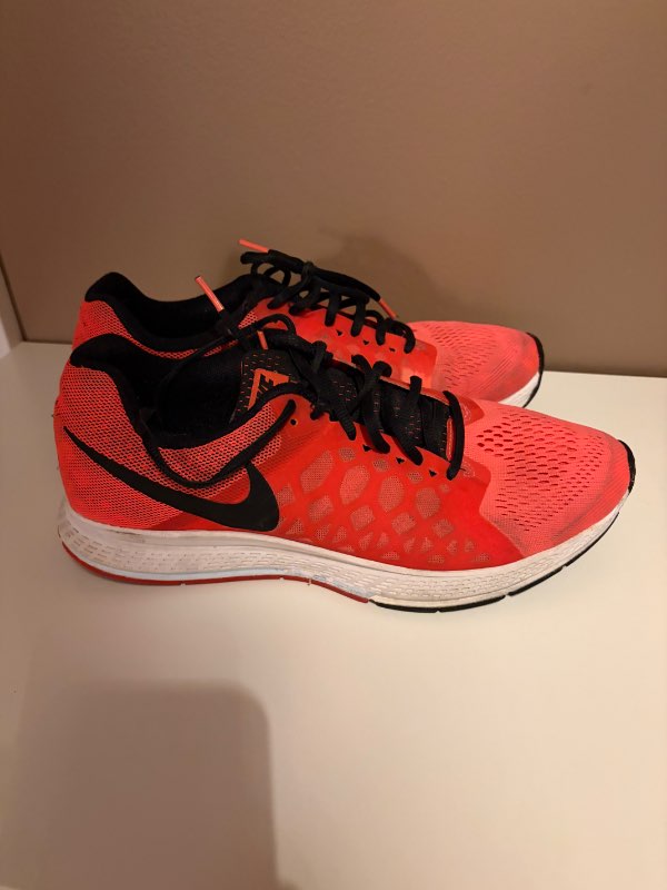 Nike skór bleikir