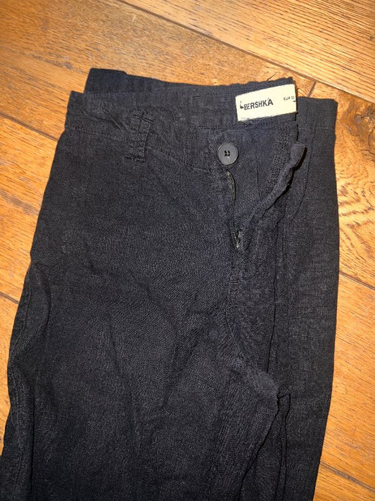 BERSHKA Hörbuxur