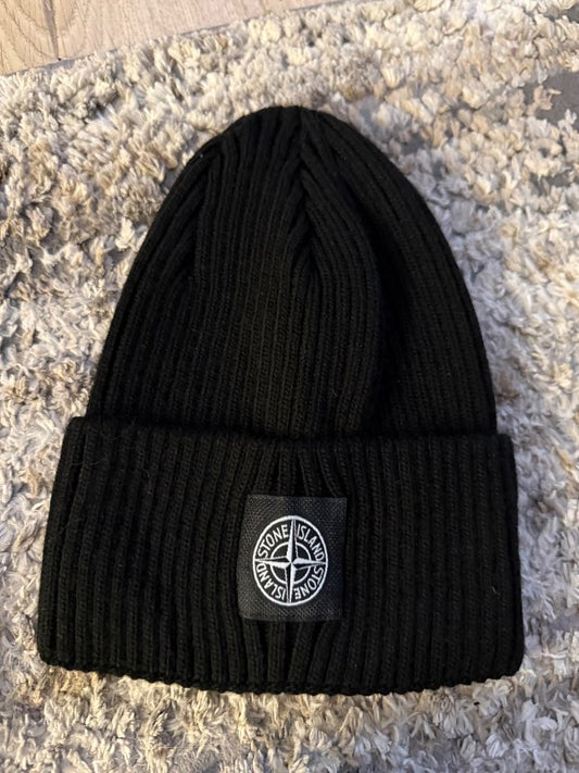 Stone islands hat