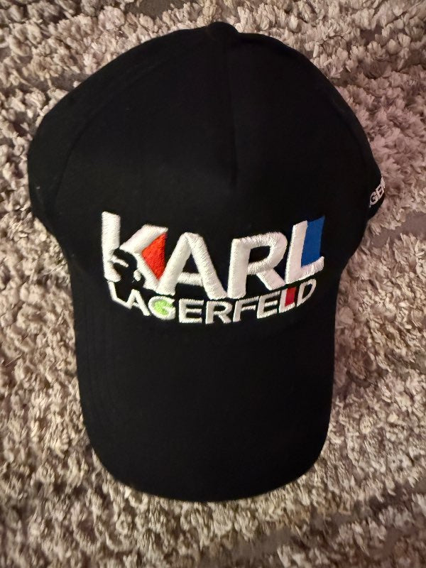 Karl cap