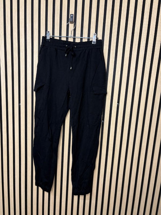Svartar joggingbuxur