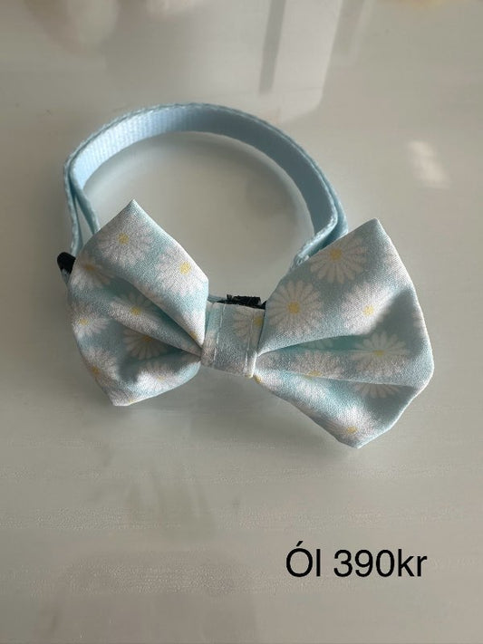 Blá slaufu ól m.blómum