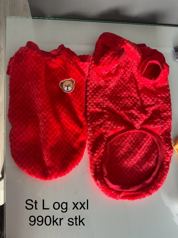 Rauð mjúk hundapeysa