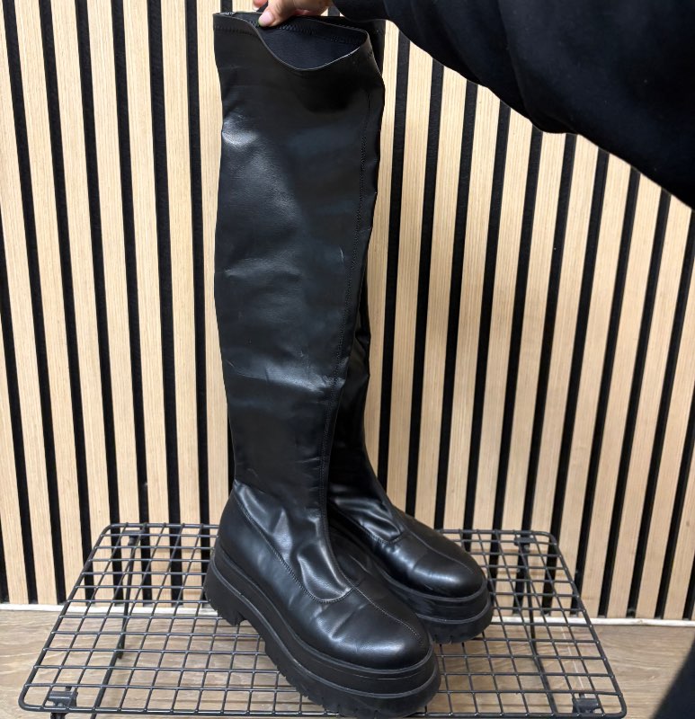Bershka boots 39
