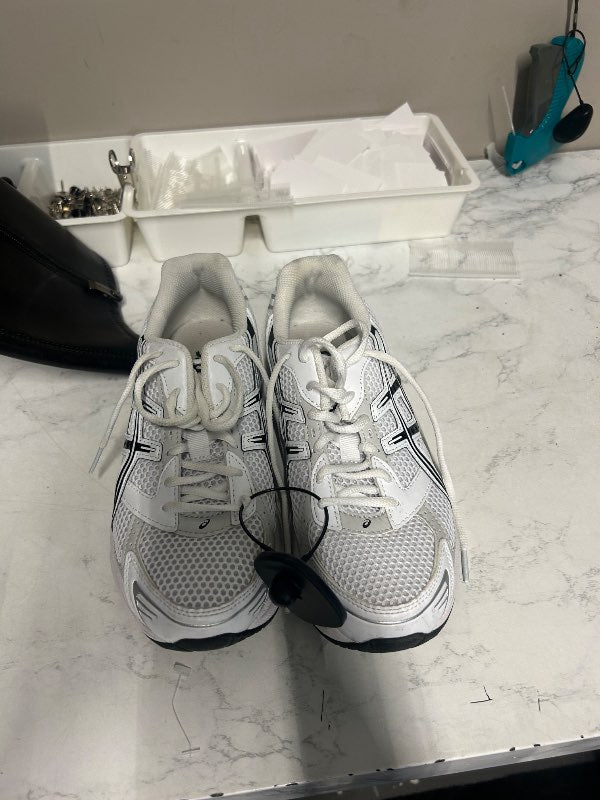 asics íþróttaskór