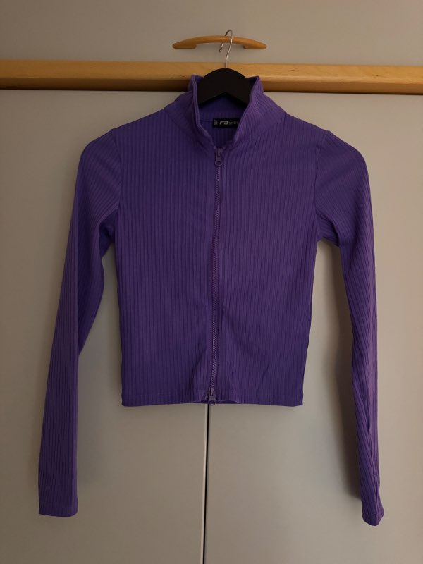 Bolur fjólublár langerma