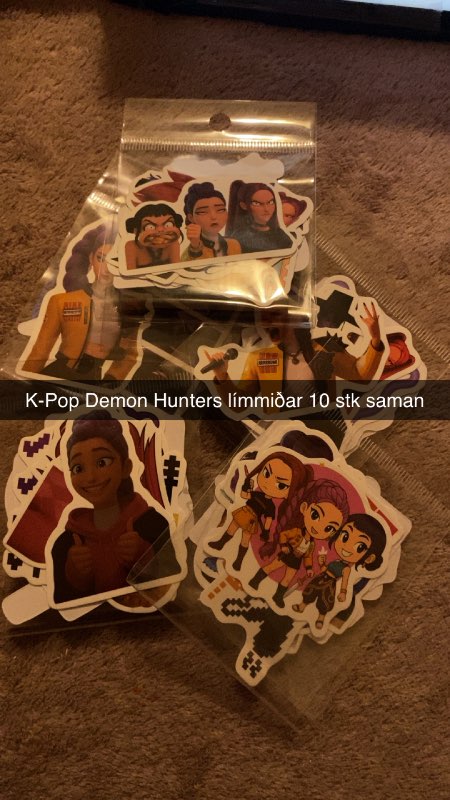 K-pop stickers 10 stk saman