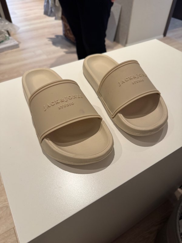 Jack and jones inniskór