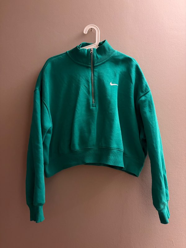 Nike peysa græn