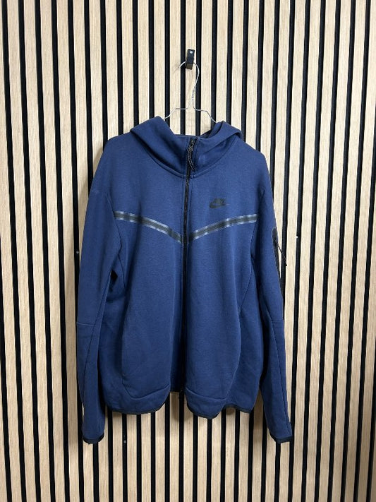 Blá Nike Tech fleece peysa