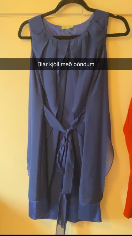 Blár kjóll með böndum