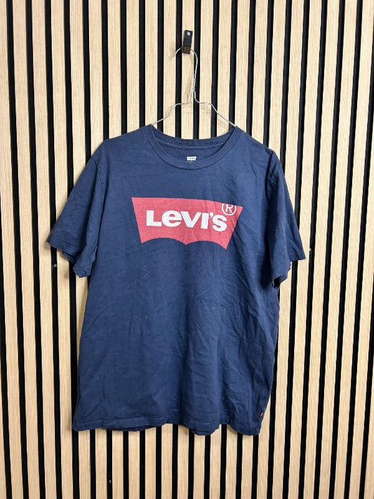 Levi’s bolur