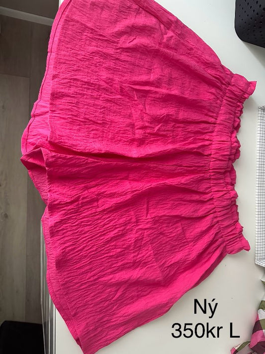 Bleikar stuttbuxur L