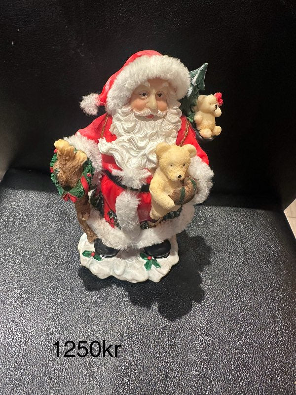 Stór jólasveinn stytta