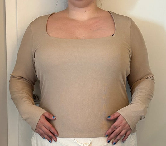 Beige langerma bolur