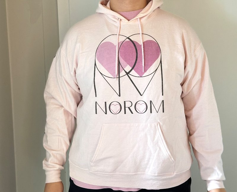 Bleik NOROM hettupeysa