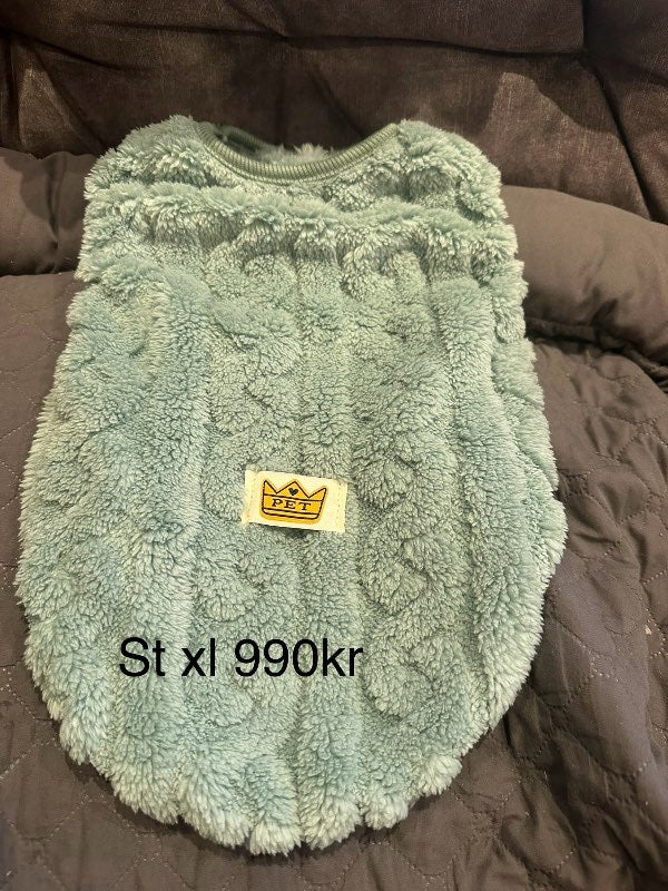 Græn peysa XL