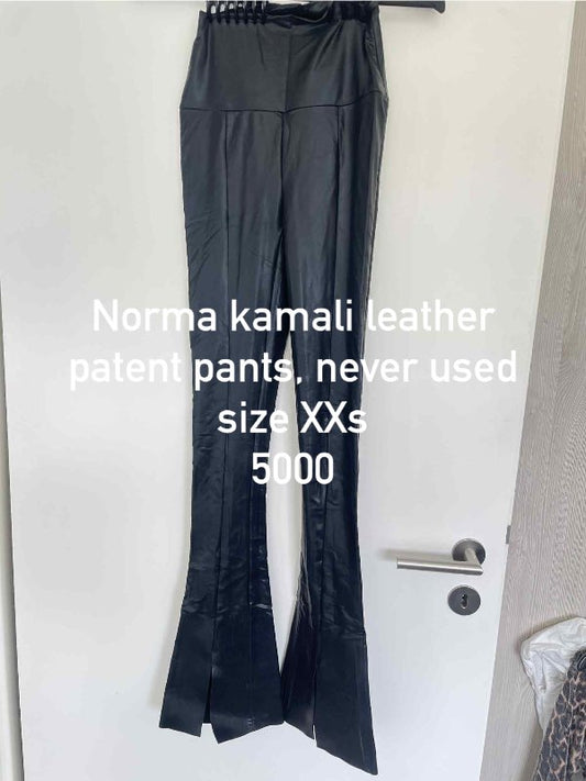 Norma kamali buxur leður