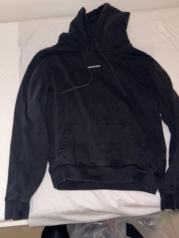 Calvin Klein hettupeysa