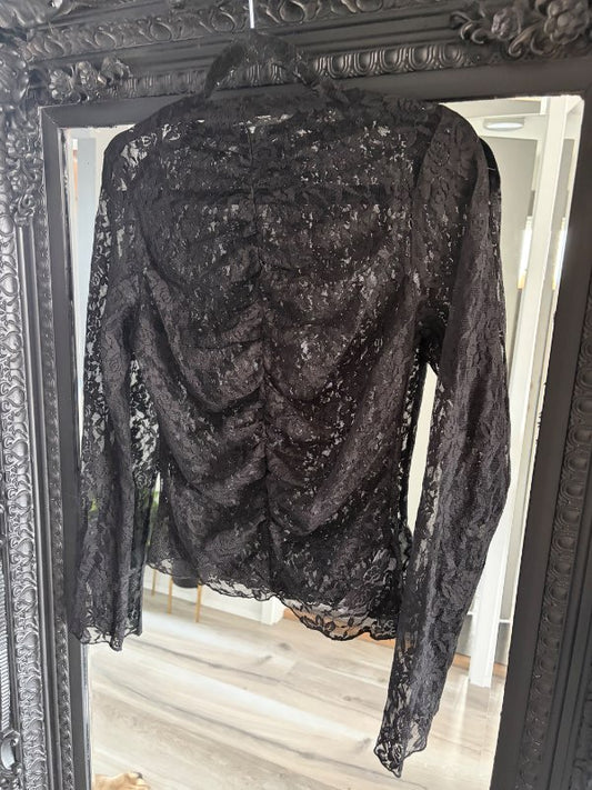 Gina tricot blúndubolur