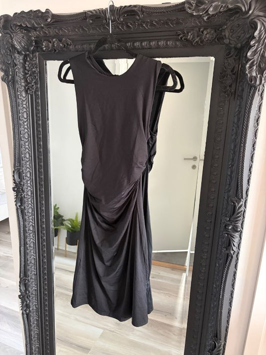 Stradivarius open back kjóll