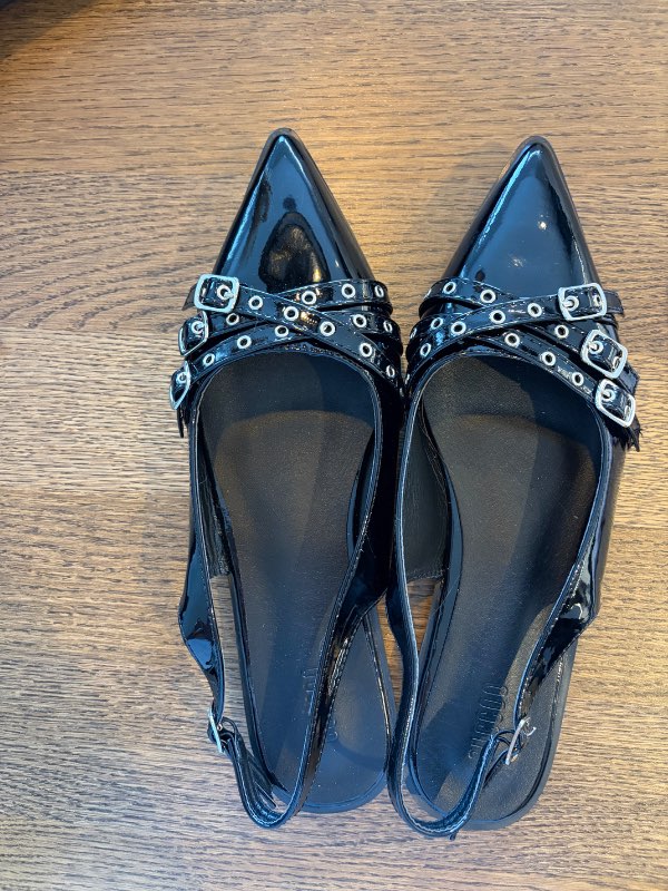 Flats skór