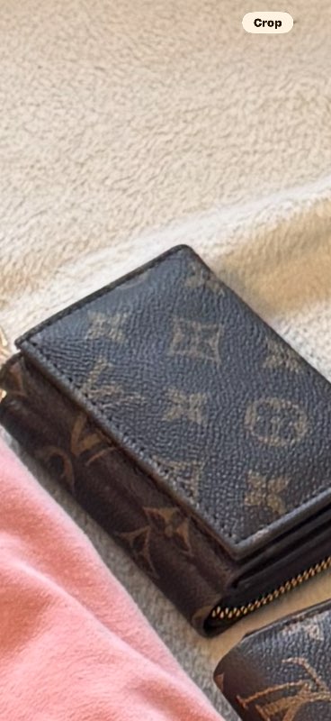 LV wallet small