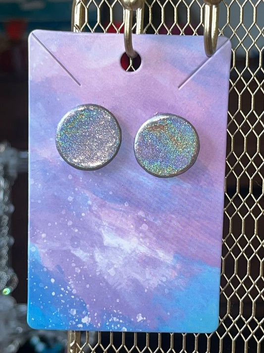 Eyrnalokkar handmade úr leir.