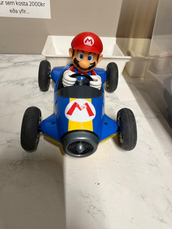 Super Mario bíll