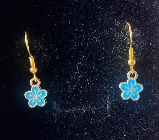 Eyrnalokkar handmade