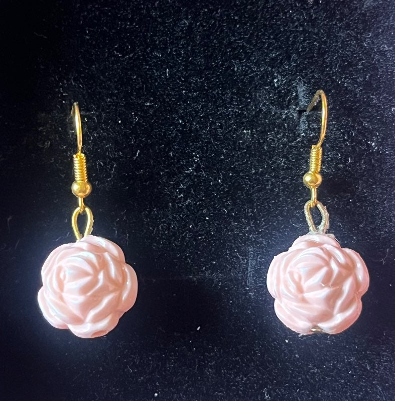 Eyrnalokkar handmade