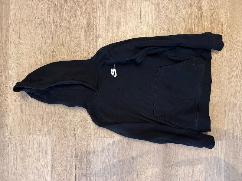 Nike hettupeysa smá blettir