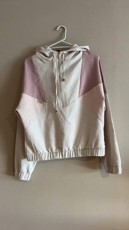 Peysa beige/bleik