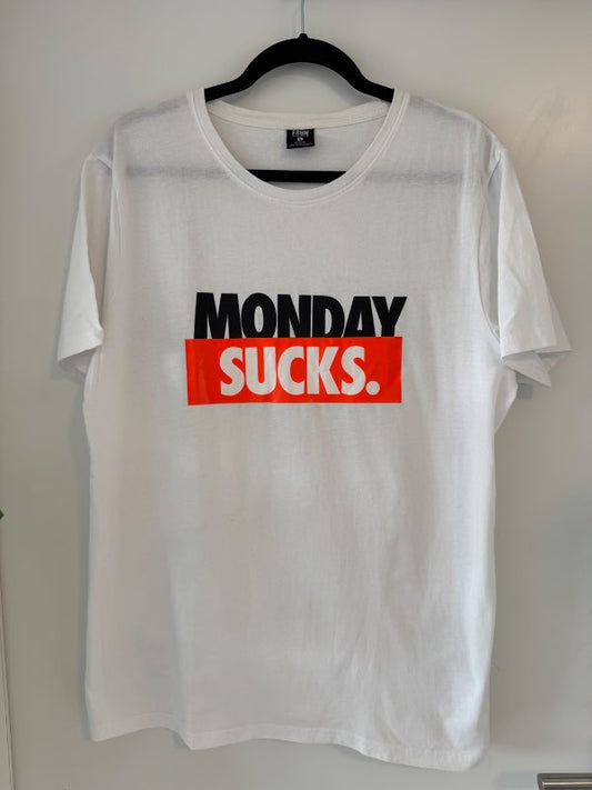 Monday sucks bolur
