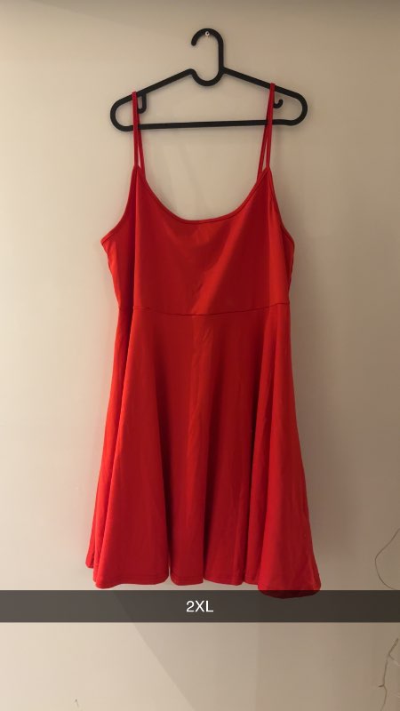 Rauður hlýra kjóll/skater