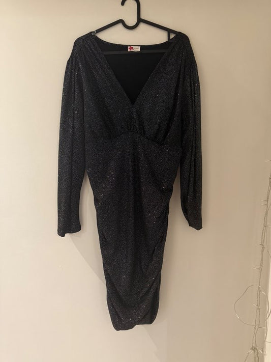 Svartur glimmer kjóll