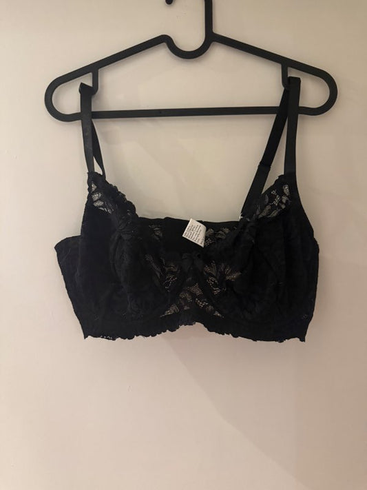 Blúndu brjóstarhaldari